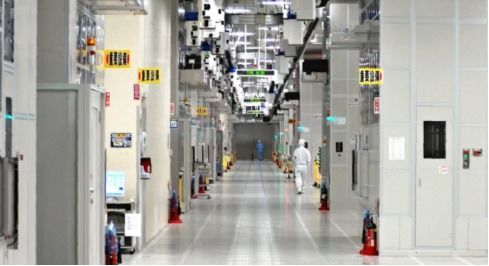 瑞薩戰(zhàn)略調(diào)整 部分汽車(chē)芯片生產(chǎn)回歸內(nèi)部，軟件外包服務(wù)保持合作